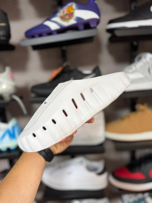 Chinelo Slide Nike Mind 001 Summit White Masculino