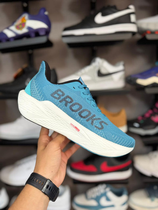 Tênis Brooks Hyperion Max 2 Azul e Vermelho Masculino
