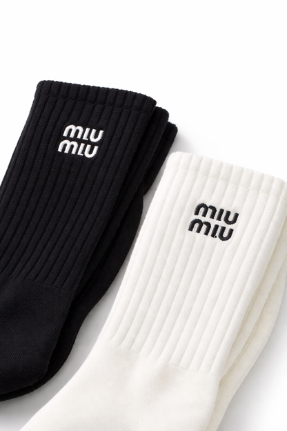 Meias Miu Miu Cano Médio Premium Confortável Logo Bordado Streetwear Tendência