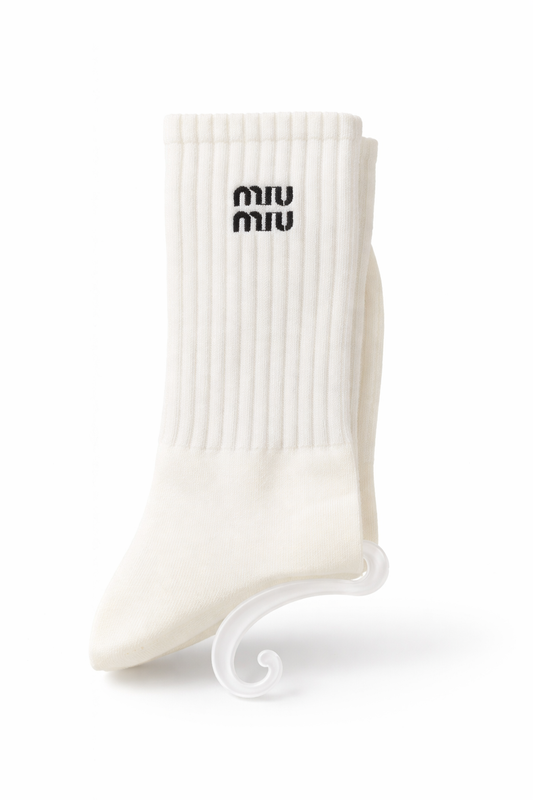 Meias Miu Miu Cano Médio Premium Confortável Logo Bordado Streetwear Tendência