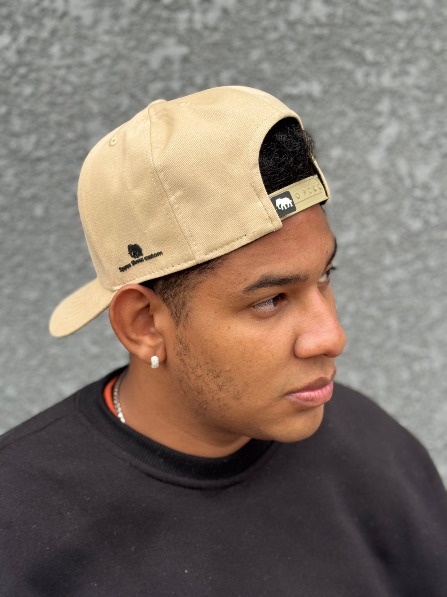 Boné Bege Snapback Elefante Spyna