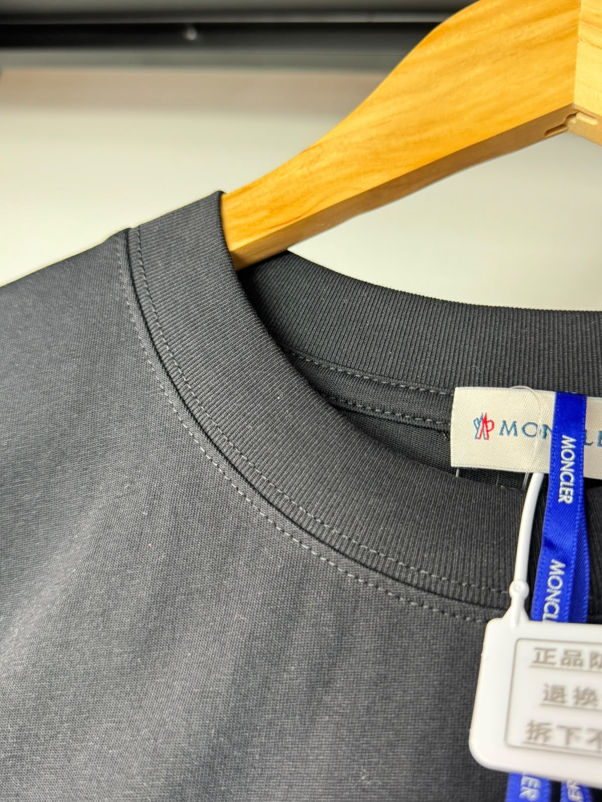 Camiseta Moncler Importada Masculina – Fabricada na Itália