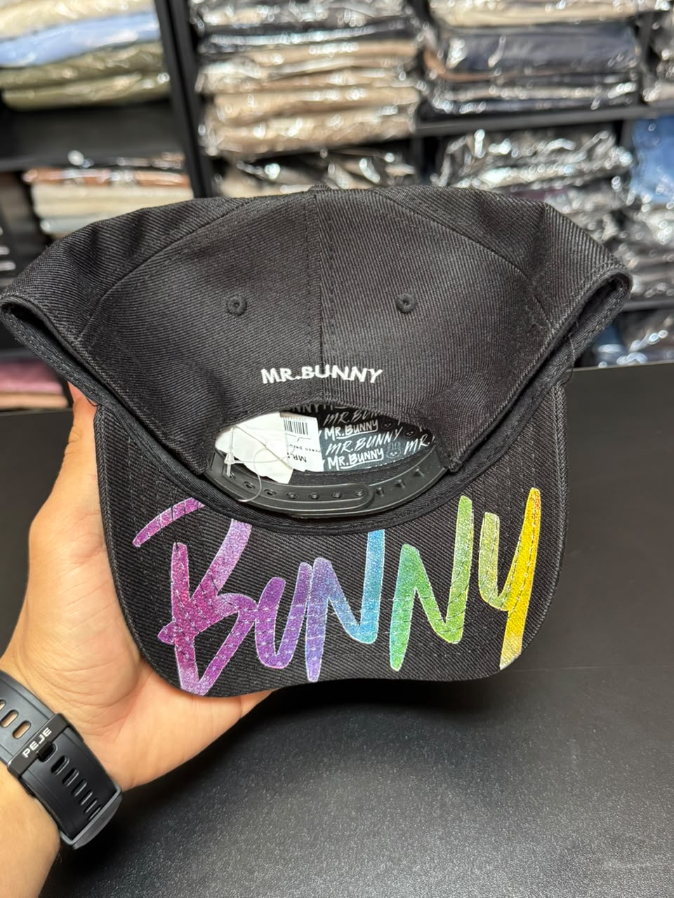 Boné Snapback Mr Bunny Preto Masculino Original