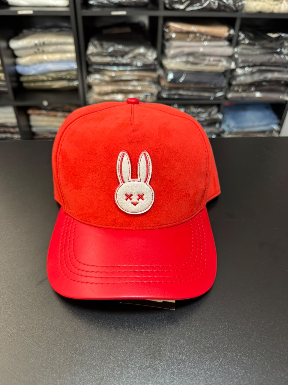 Boné Snapback Mr Bunny Vermelho Masculino Original