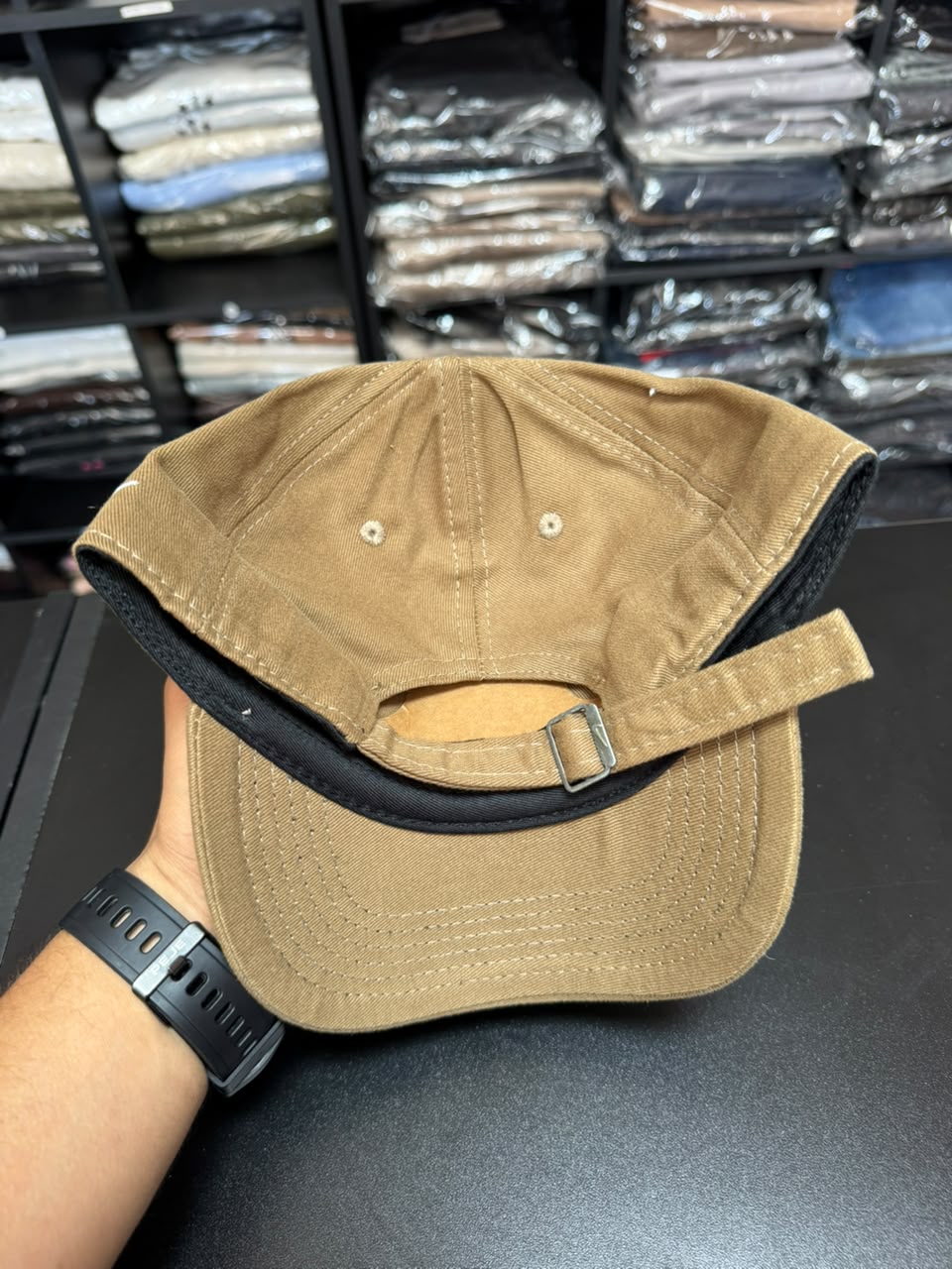 Boné Nike Club Court Dad Hat Fivela Marrom Masculino