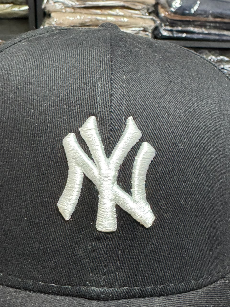 Boné New Era 9Forty Yankees Preto Unissex