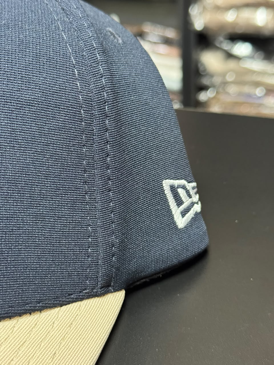 Boné New Era 9Forty Yankees Azul e Bege Unissex