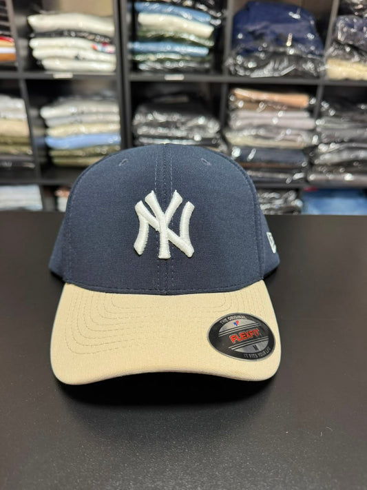 Boné New Era 9Forty Yankees Azul e Bege Unissex