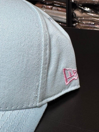 Boné New Era 9Forty Yankees Azul e Rosa Unissex