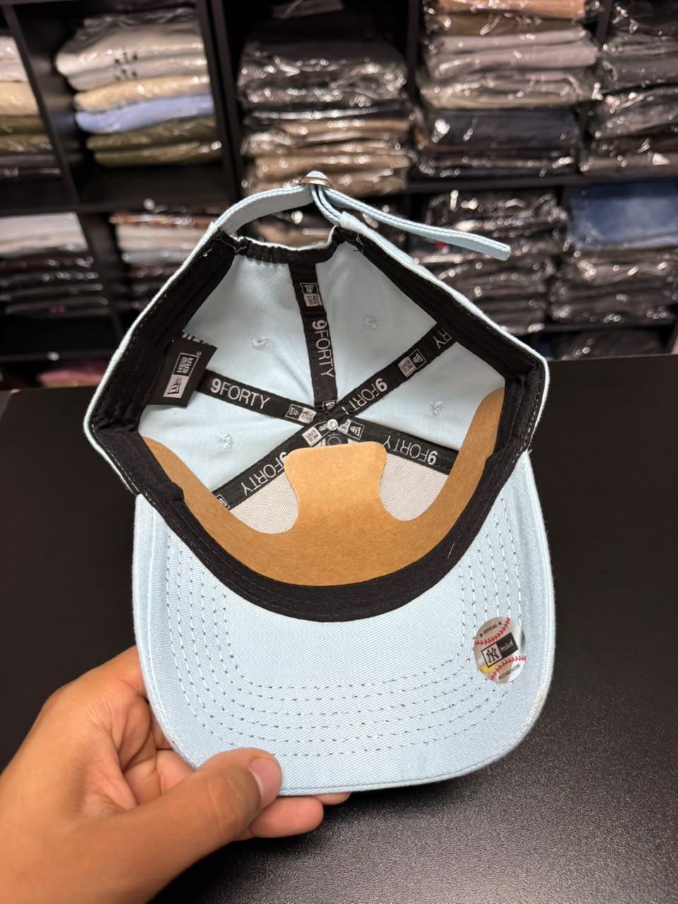 Boné New Era 9Forty Yankees Azul e Rosa Unissex