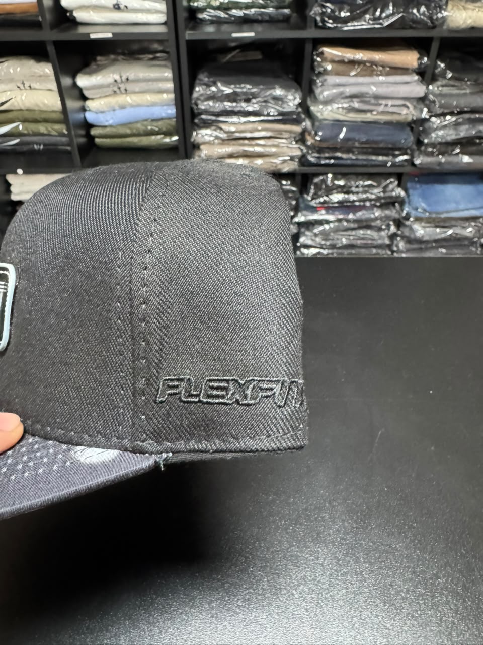Boné Lost MCD Golden Snapback Preto Masculino