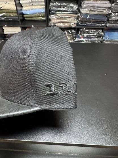 Boné Lost MCD Caveira Velcro Snapback Preto Masculino