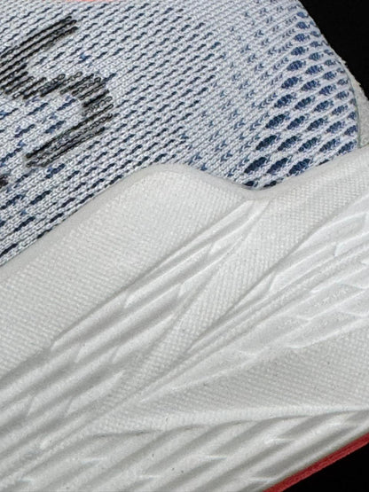 Tênis Brooks Hyperion Max 2 Branco Masculino