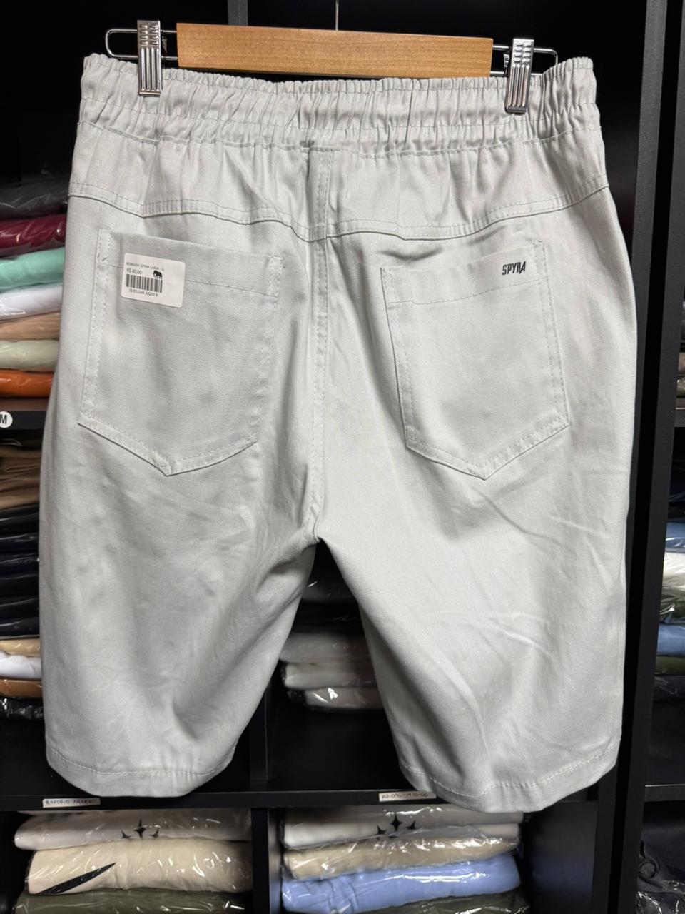 Bermuda Spyna Sarja Básica Masculina Cinza Claro Estilo Cargo