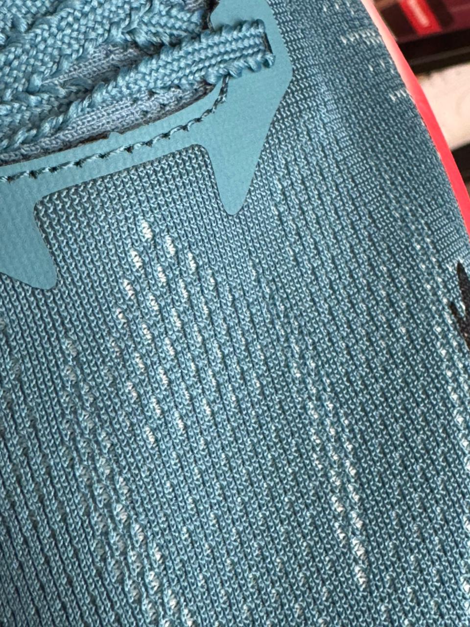 Tênis Brooks Hyperion Max 2 Azul e Vermelho Masculino