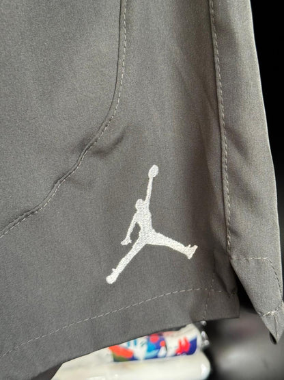 Shorts Nike Jordan Tactel Cinza Masculino